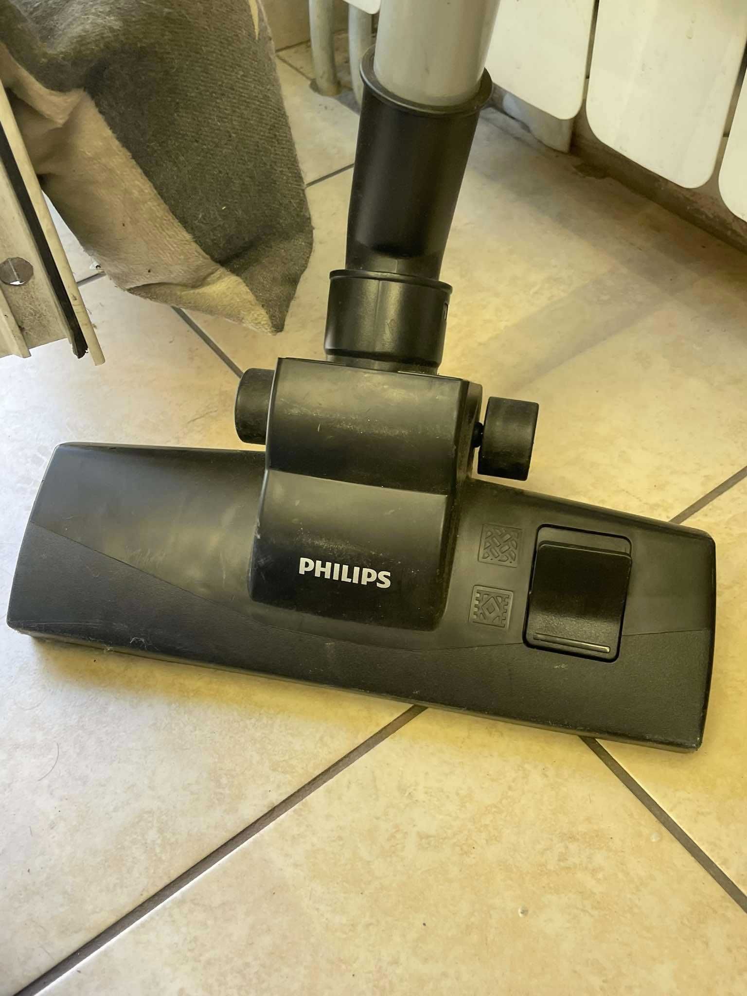 Прахосмукачка Philips 2000 series