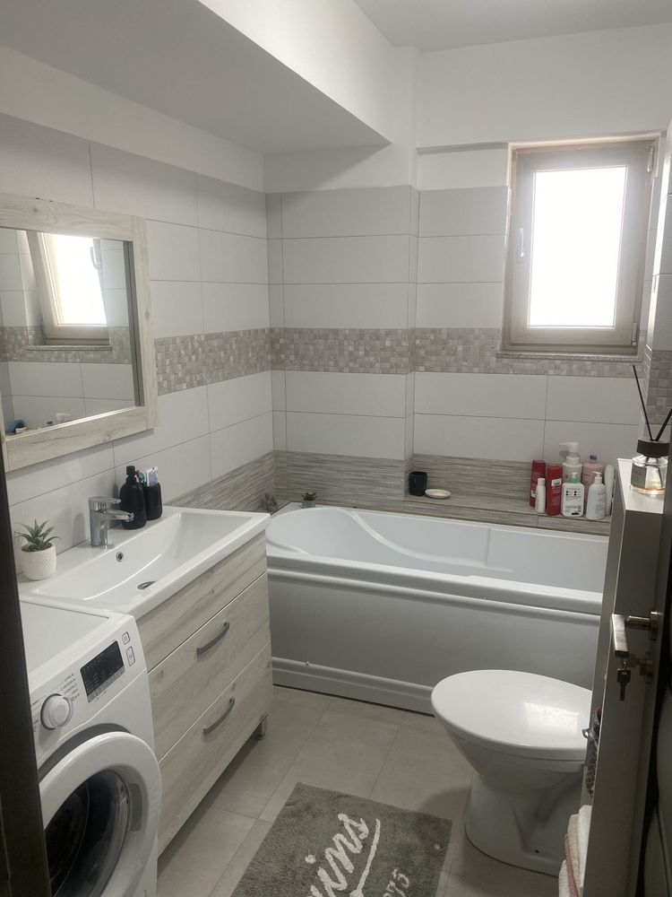 Se vinde apartament 61 m PROPRIETAR bloc nou gavana str Episcop Gr Leu