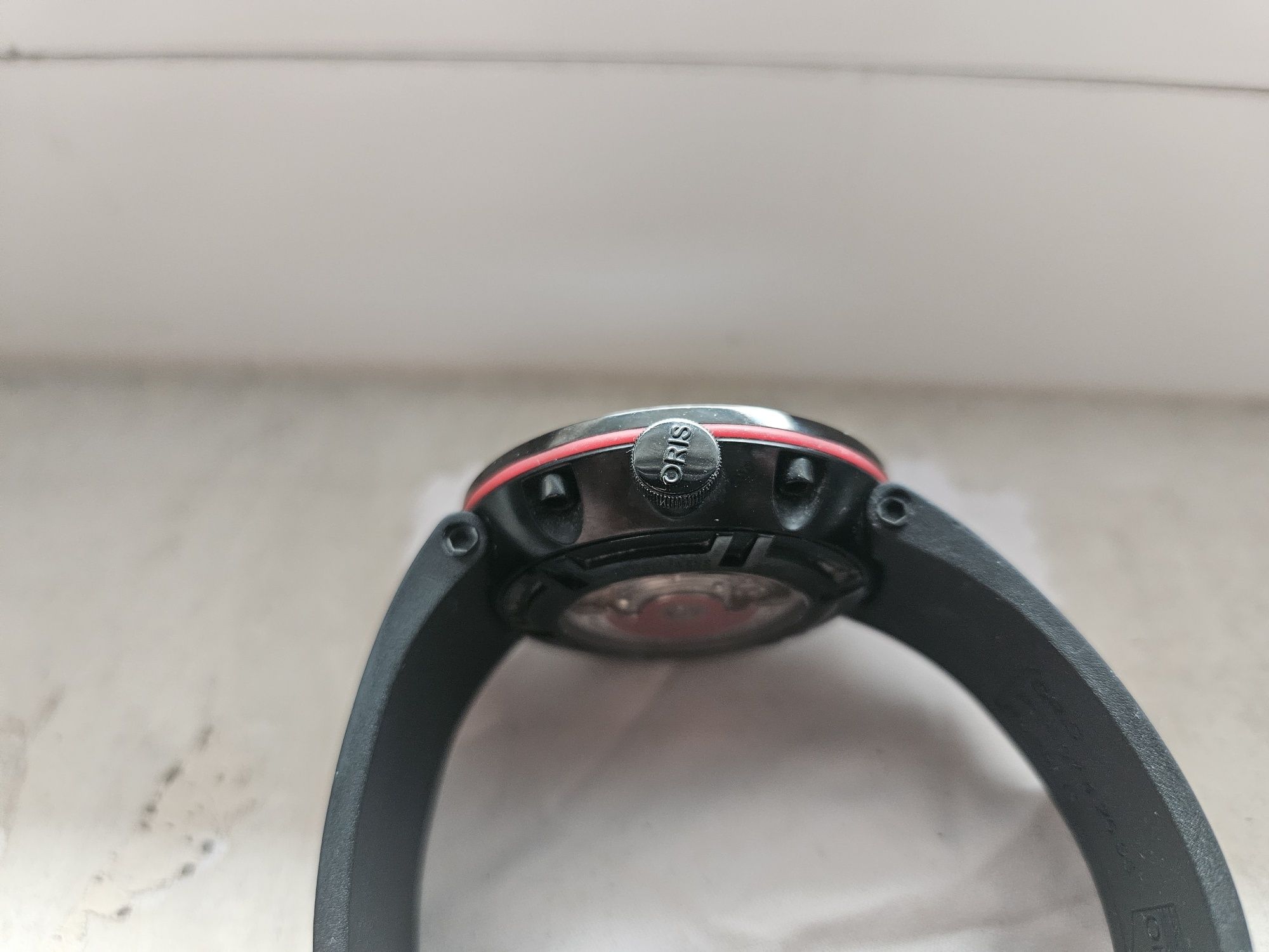 Часовник Oris TT1