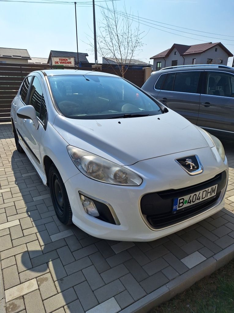 Peugeot 308 1.6 hdi an 2012