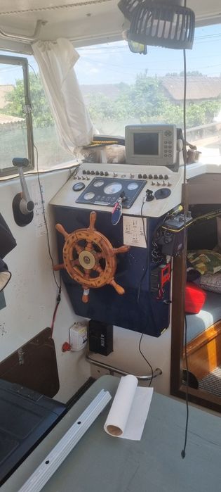 Barca Cabinata diesel Artaban 580 cu peridoc