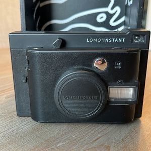 Фотоапарат за моментни снимки Lomo Instant Mini