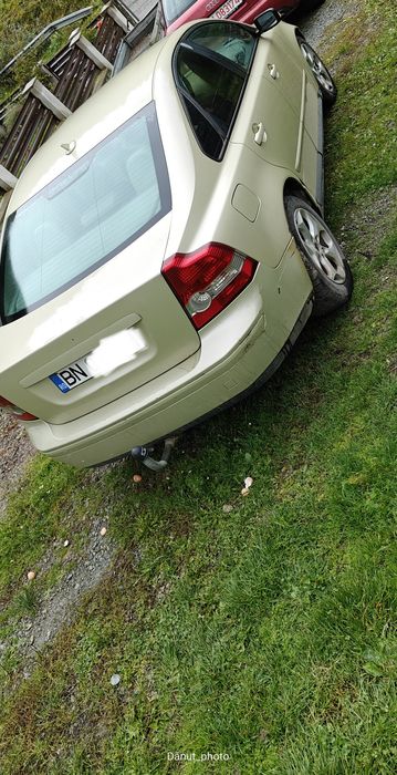 Vând  Volvo  S40
