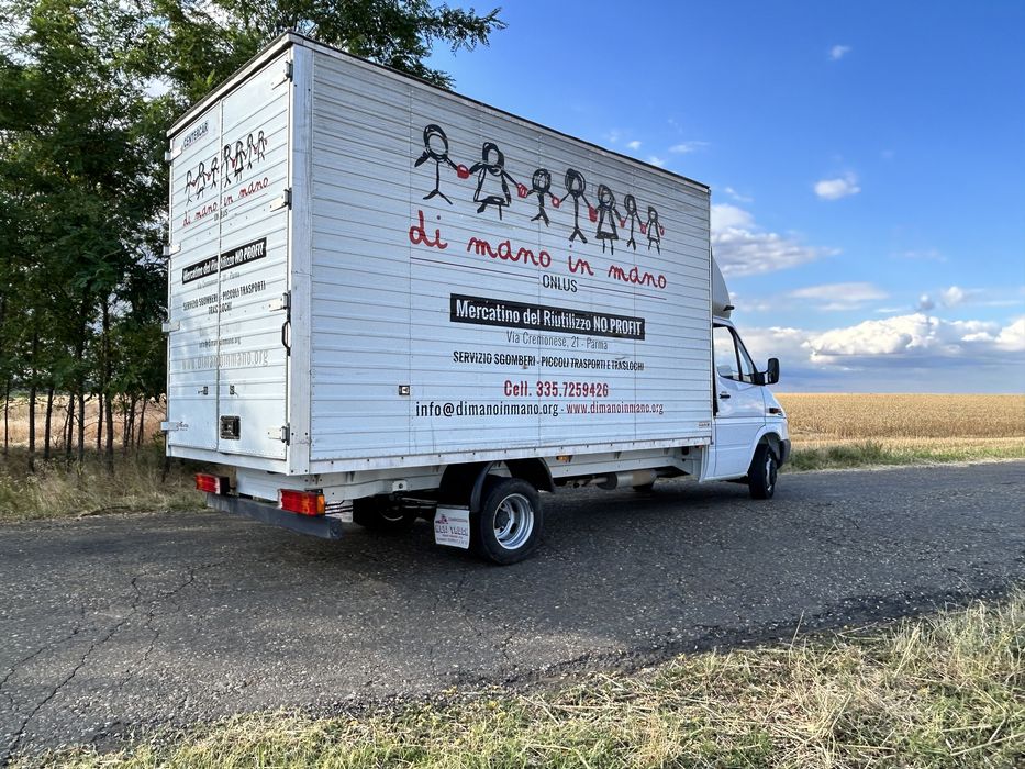 Mercedes sprinter 416 an 2004 impecabil!de Italia(419,416)