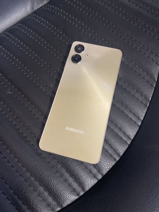 Samsung A06 продам