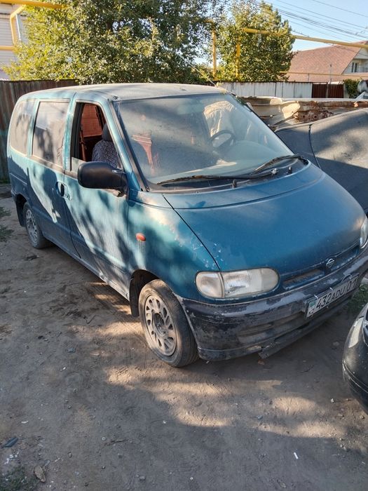 Ниссан Серена с23 на разбор