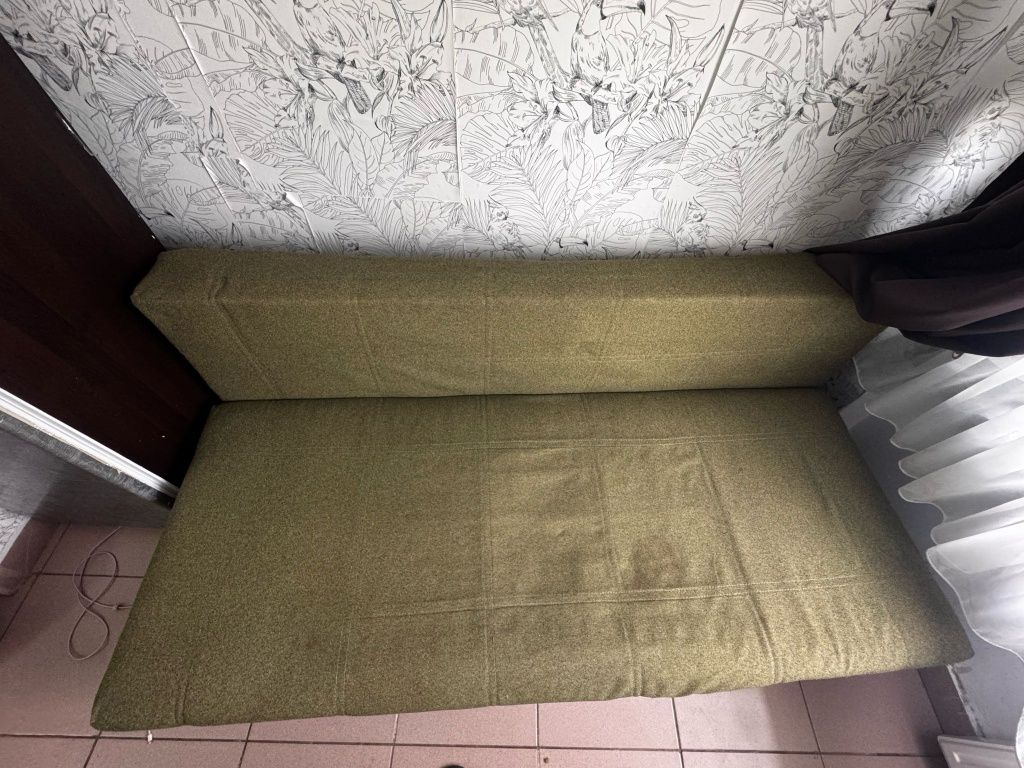 Canapea extensibila+ perne