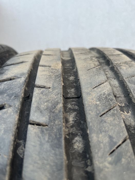 Cauciucuri 215/30/20