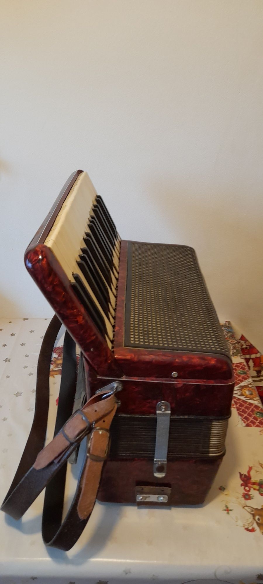 Acordeon  Hohner 80 bași
