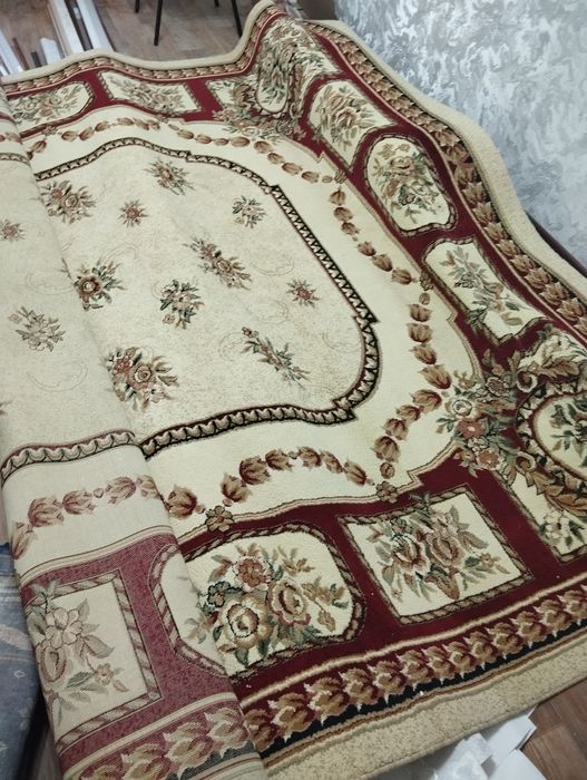 Продам палас б/у