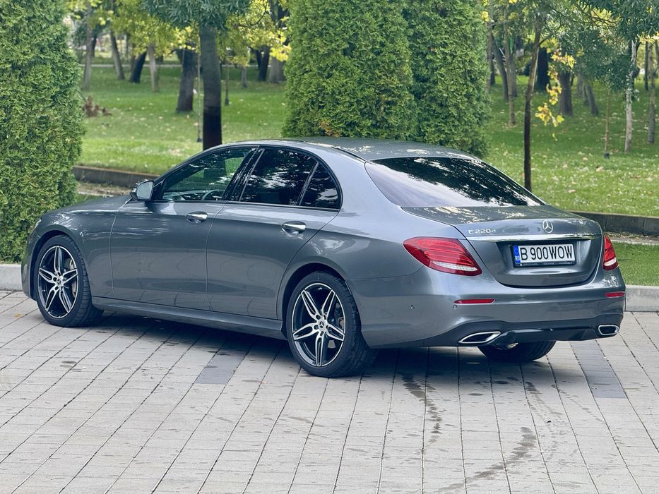 Mercedes E220d AMG LINE