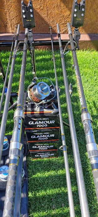 Set complet pescuit,4 lansete Carbon,4 Mulinete 7000,Rod Pod, Senzori