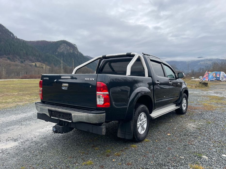 Toyota hilux 3.0 /171 cp