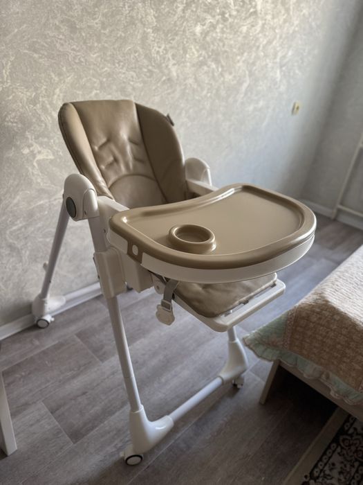 Продам стульчик для кормления