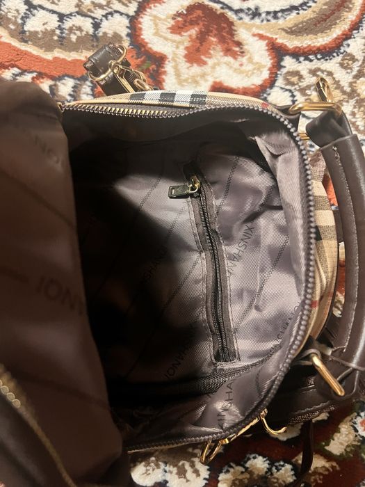 Сумка 2 хил такса булади янги ишлатилмаган хали