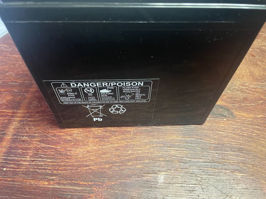 Акомулатор за Mercedes w222