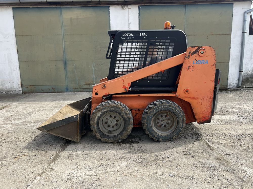 Miniincarcator Libra Bobcat camera marsarier Kubota incarcator frontal