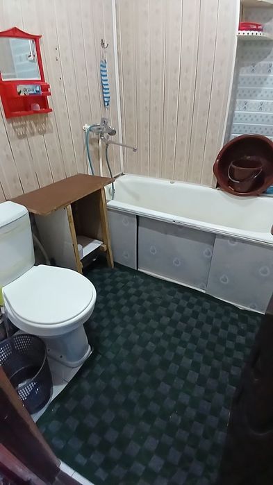 5-мкр.да жойлашган 2 хонали квартира ижарага берилади ОИЛАГА узок мудд