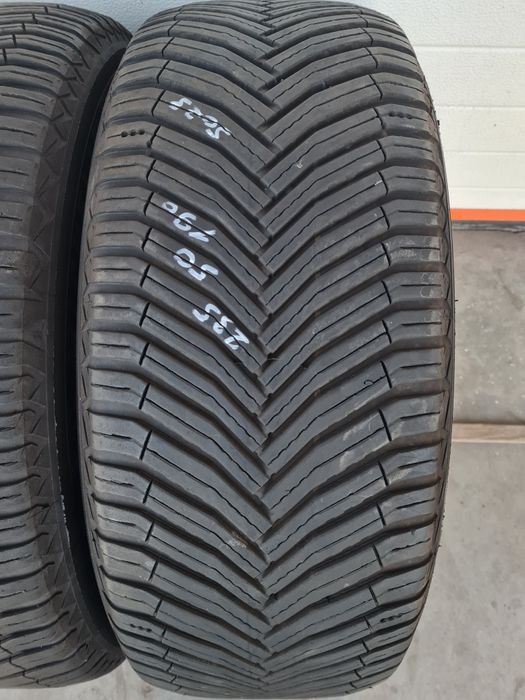 Всесезонни гуми 2 броя MICHELIN CrossClimate 2Suv 235 50 R19 дот 4923