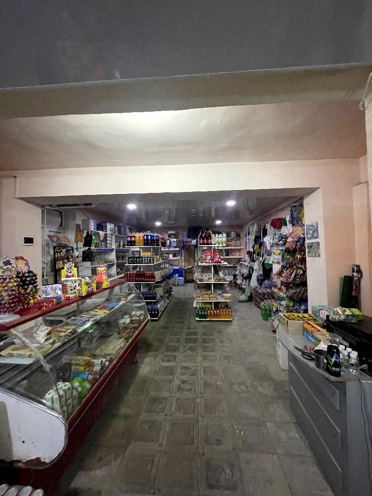 Ishlab turgan barcha mahsulotlar bino va orqa tomonida 1sotixlik bosh