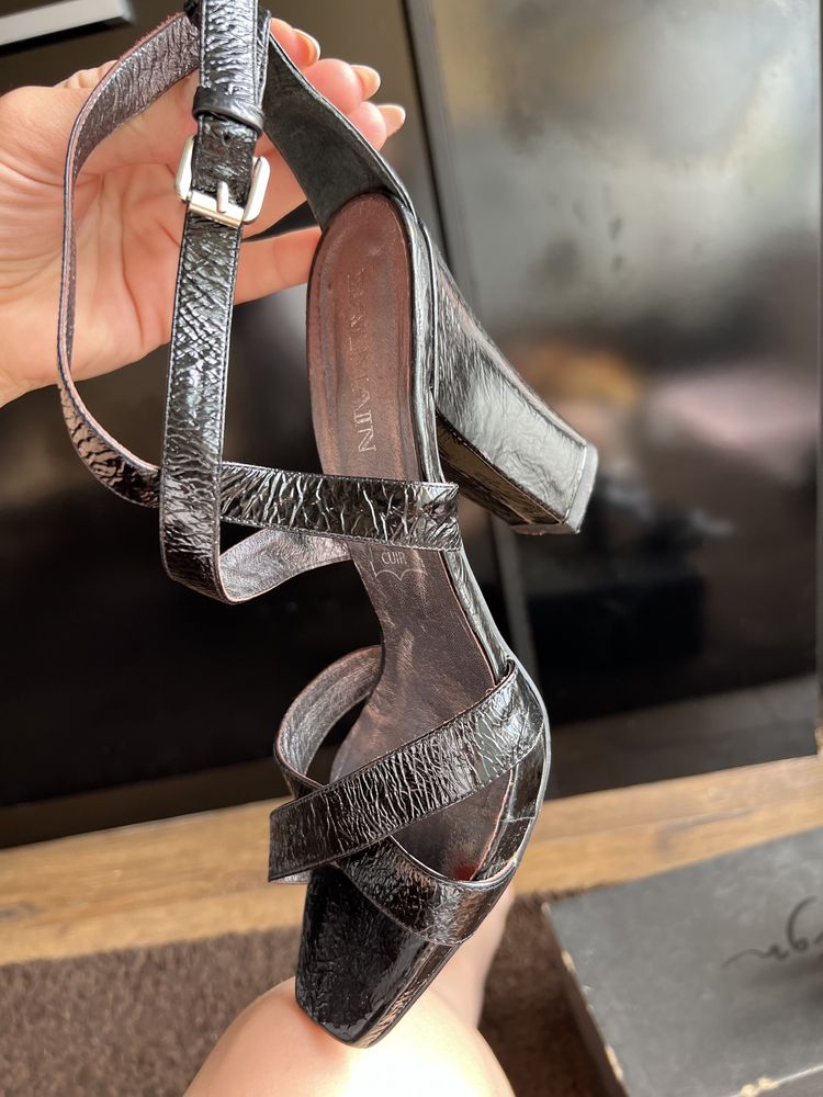 BALMAIN оригинални дамски сандали с ток - 39 номер