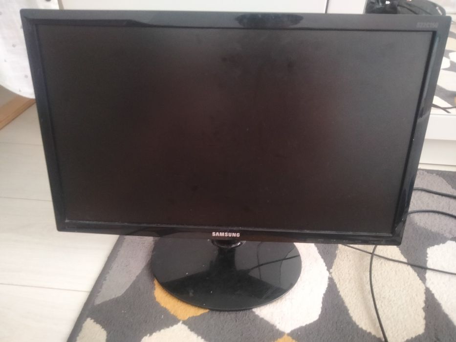 Samsung монитор 21 дюймов