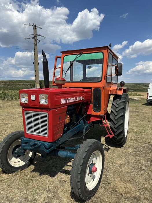 Tractor utb 650