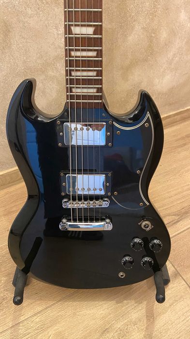 Vintage SG китара