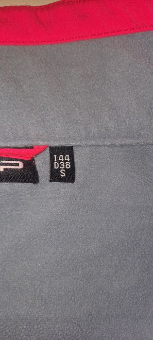 Geaca CMP potrivita pentru fete .Marime 38 S