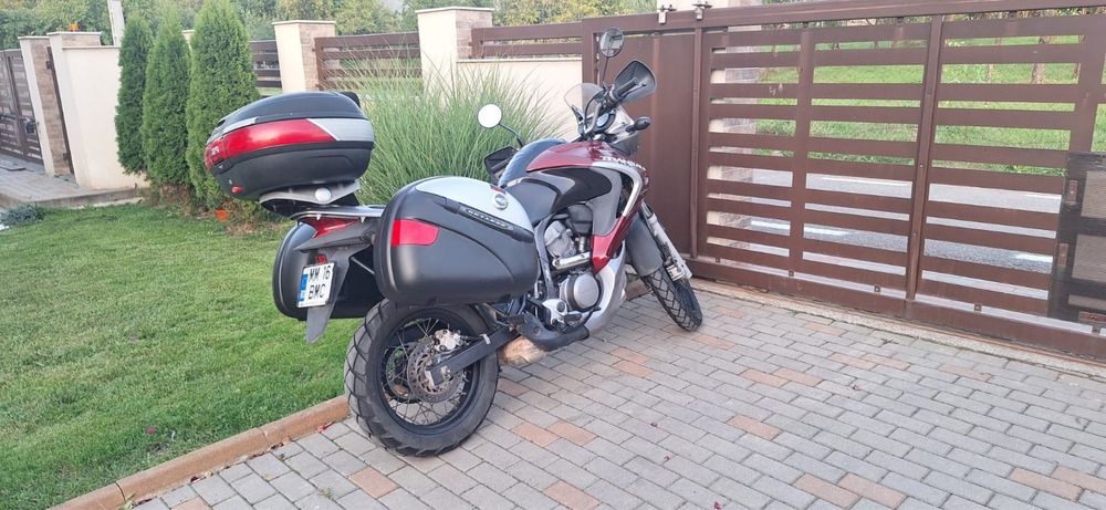 Honda Transalp xl700