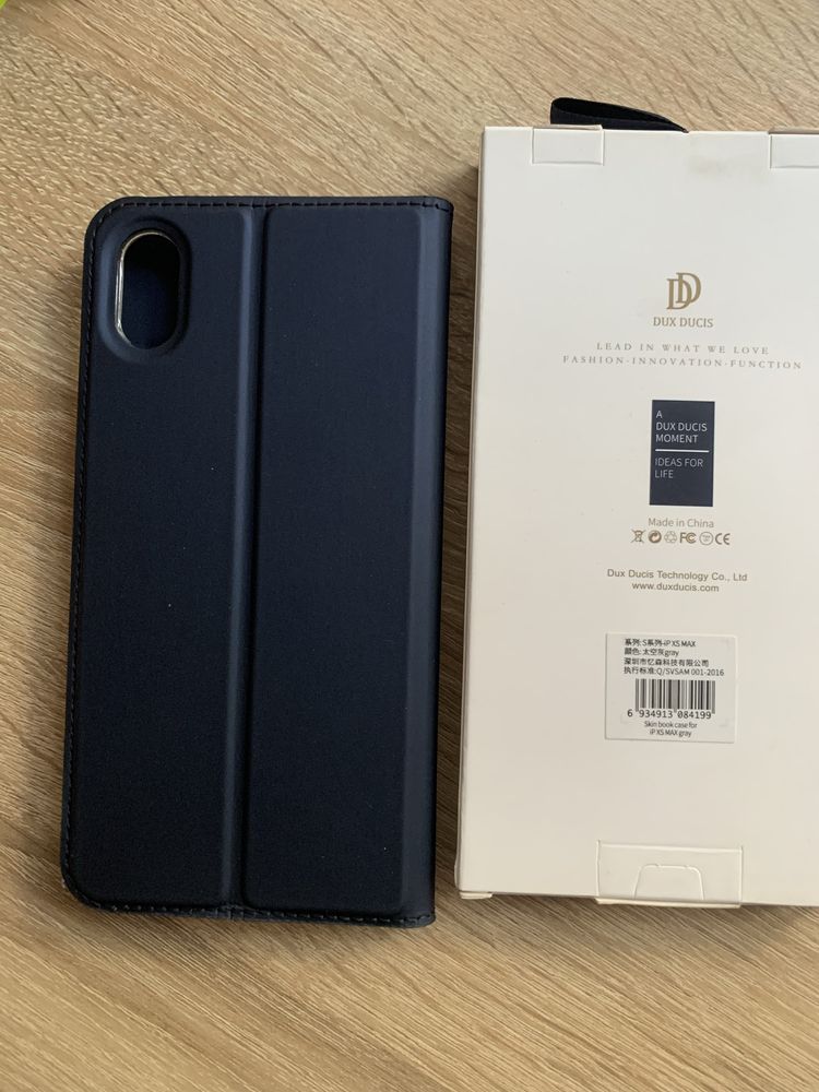 Iphone XS Max Husa flip cover  ,DUX