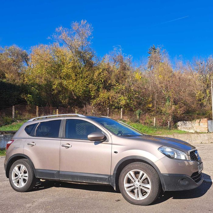 Nissan Qashqai  2012