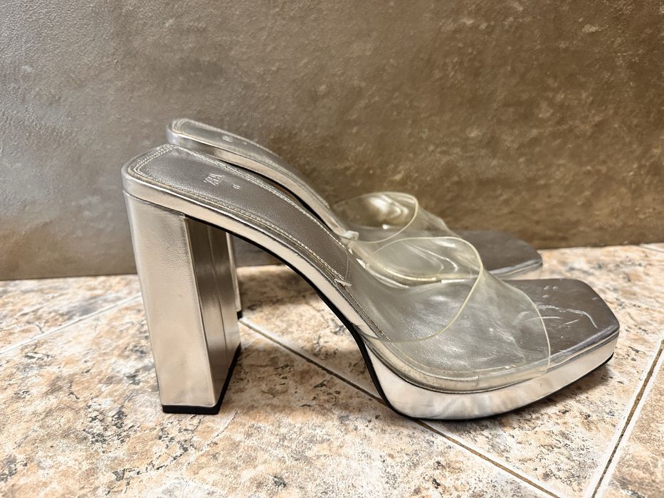 Чехли  позрачни Zara