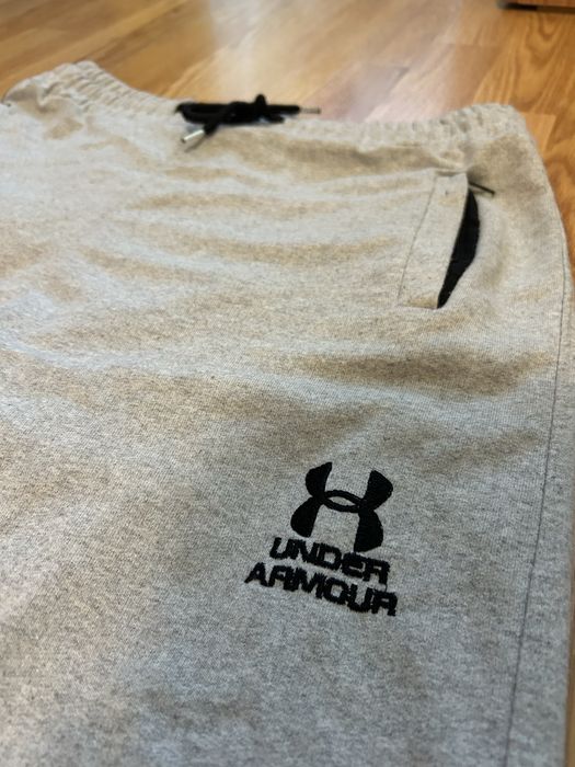 Долнище на UNDER ARMOUR S размер
