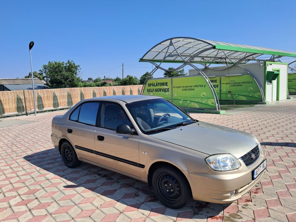 Hyundai accent an 2005