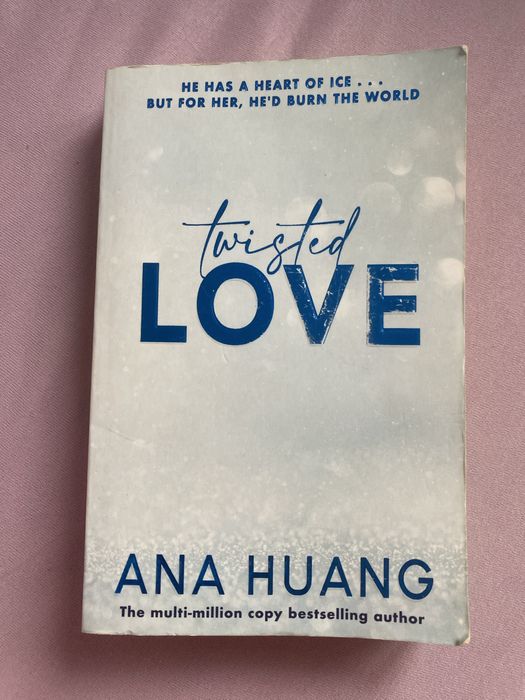 Книга “Twisted love”