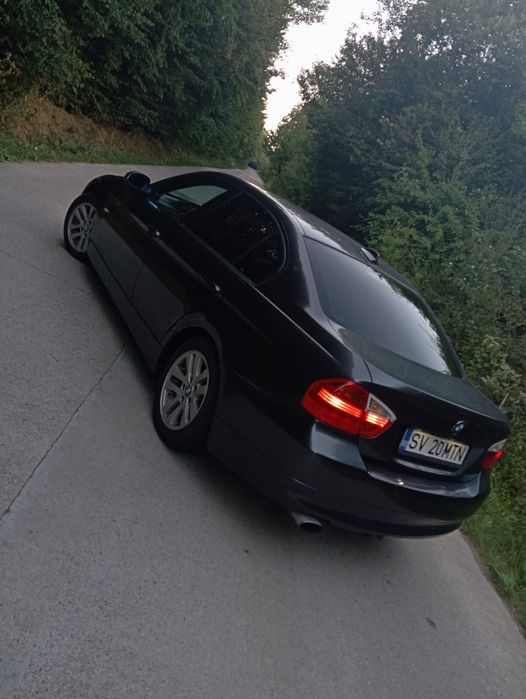 Bmw 318i 2007 143cp