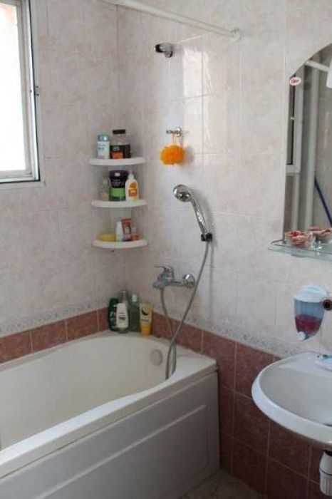 Дава се под наем Тристаен апартамент в Пловдив, Остромила - 88 кв.м за 280.5 € - Снимка #3