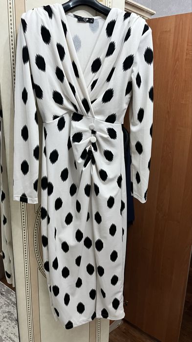 Керемет по фигуру тұратын көйлек