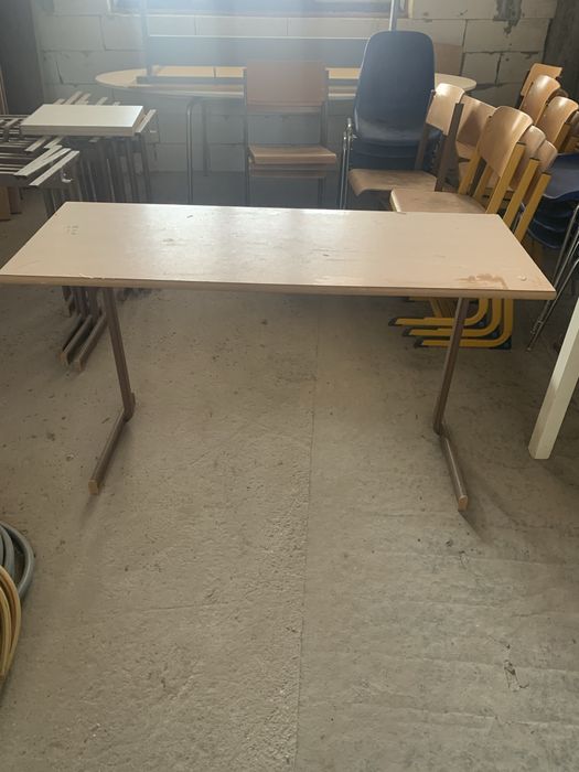 Mese scaune de vanzare