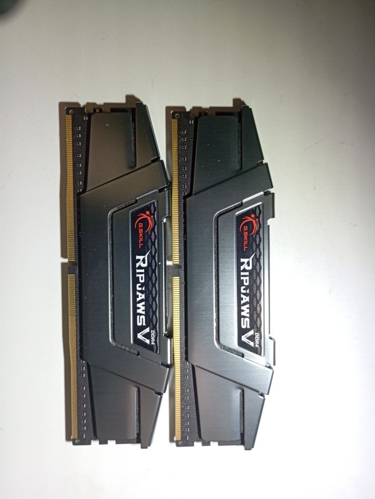 G.SKILL Ripjaws V DDR4 | Оперативная память