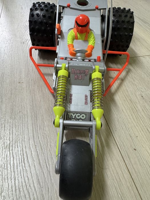 Dagger Rc tyco RC 1996 car fara telecomanda