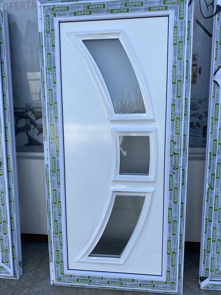 Usi noi termopan Pvc
