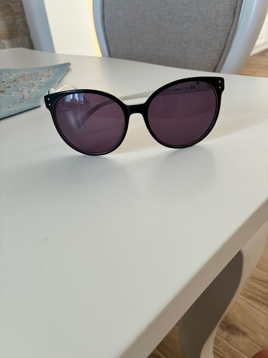 Слънчеви очилa Moschino