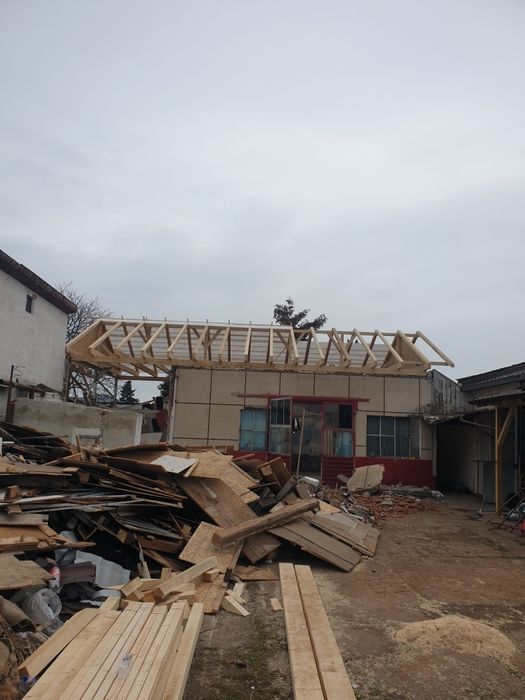 Acoperisuri reparații curățare acoperis vopsire acoperis