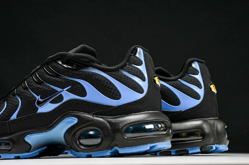 NIKE AIR MAX TN ‘Black University Blue’