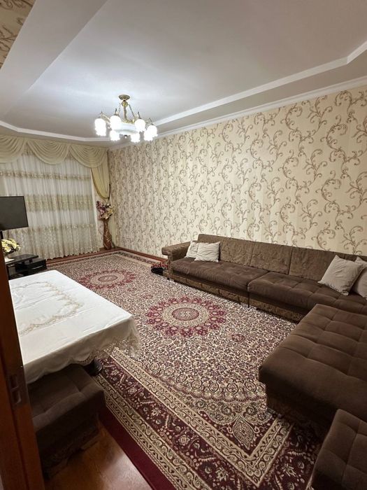 Оила учун Нукус кучада жойлашган квартира арендага берилади