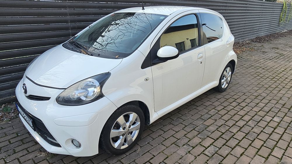 Toyota  cutie  Automata , an 2012