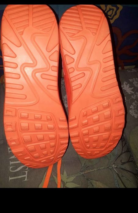 Нови са обувките оригинални NIKE 42 номер