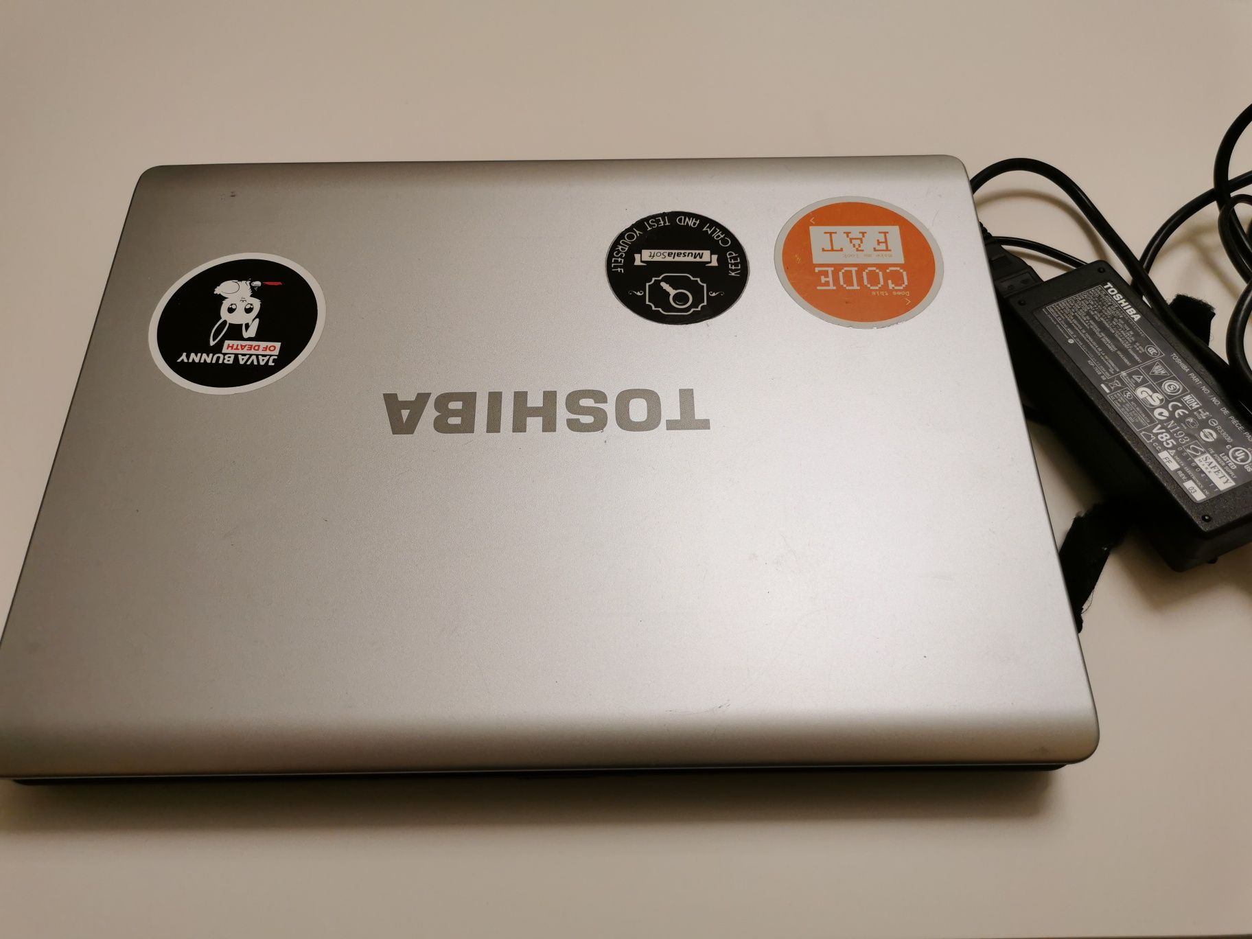 Лаптоп TOSHIBA satellite l300